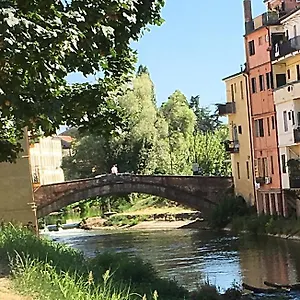 Mansardina Artista Italie